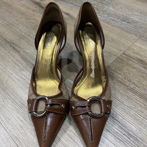 Vintage Coach Monogram Signature Kitten Heel Pumps, Brown Tan Leather Trim - Picture 2 of 7